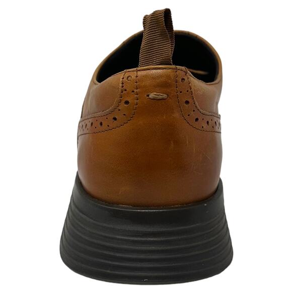 Wolf and Shepherd Men\'s Crossover Wingtip Italian Leather Hybrid Dress Shoes